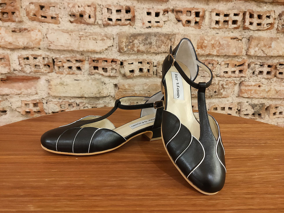 Thumbnail: Hellenistic Shoes - Black & White