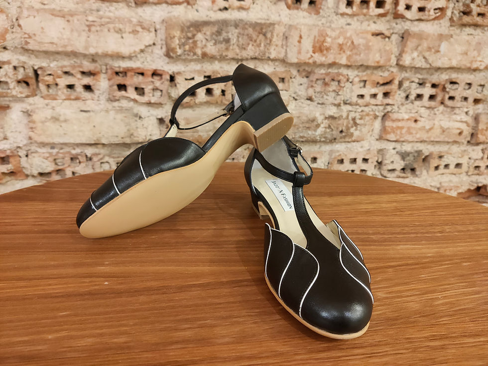 Thumbnail: Hellenistic Shoes - Black & White