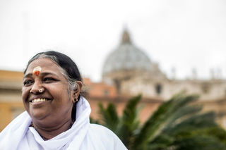 Mata Amritanandamayi