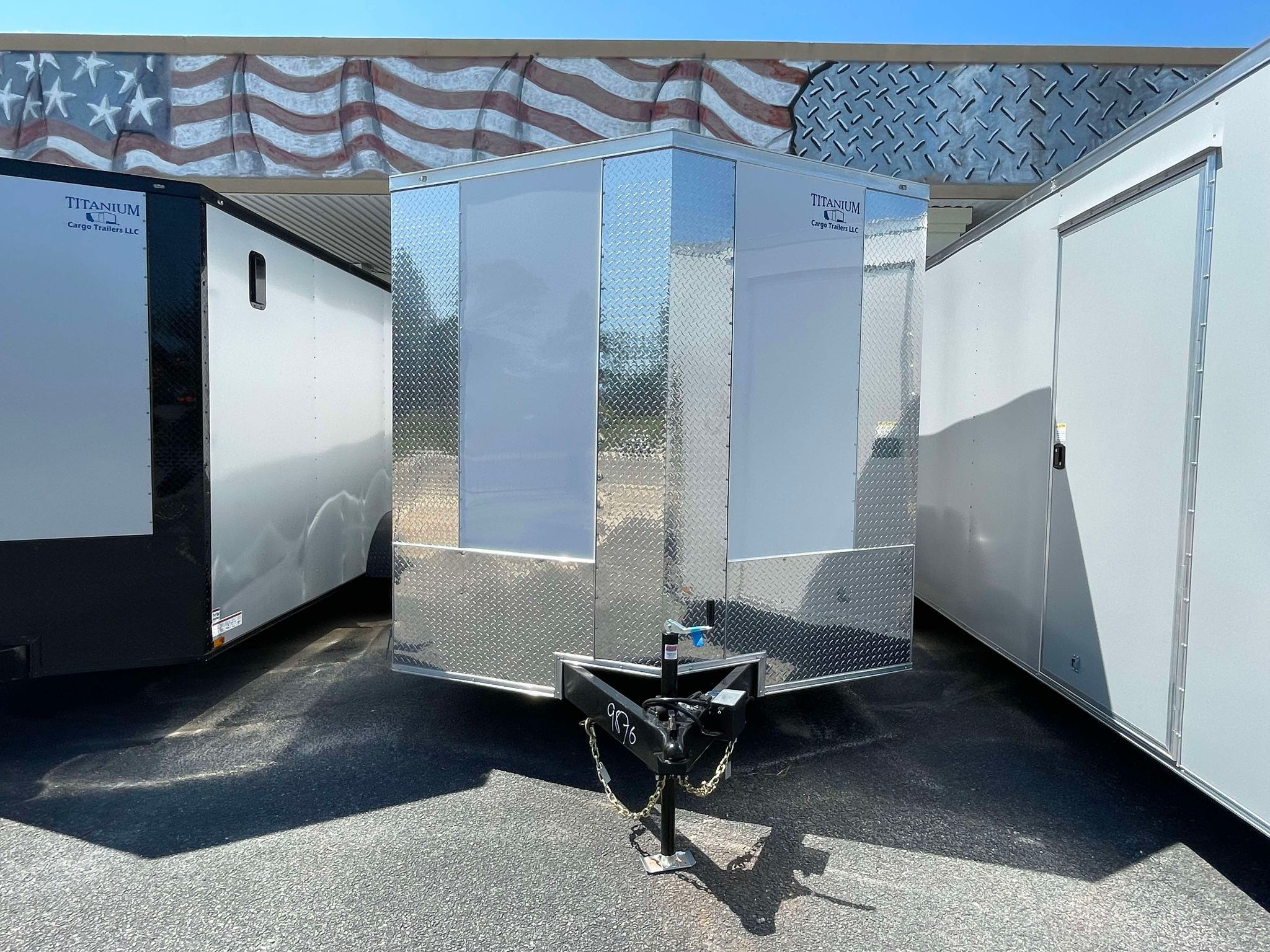 8.5 X 16 TA ENCLOSED CARGO TRAILER FOR SALE
