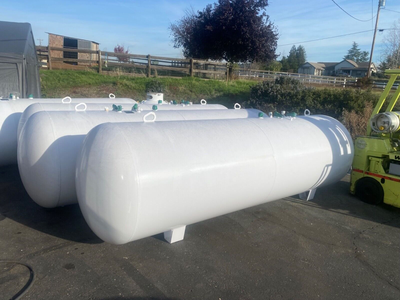 1000 gallon propane tank for sale