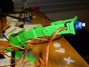 Garra mecánica con Arduino Nano