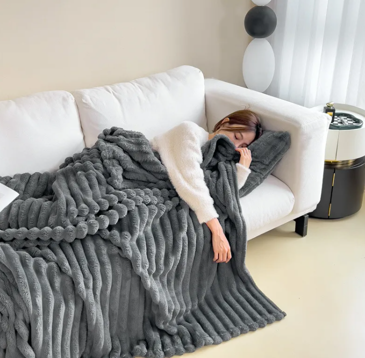 Thumbnail: Cozy Flannel Comforter