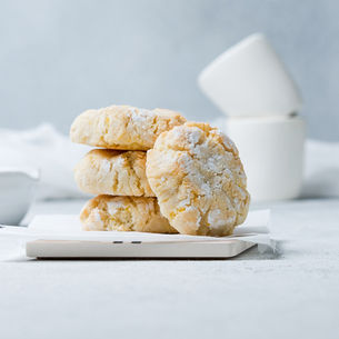 Ricciarelli – Chewy Almond Biscuits