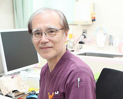 院長:金﨑 光治(小児科専門医)
