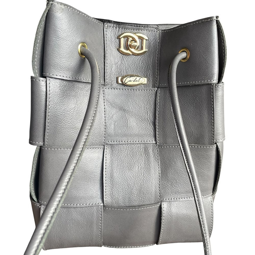 bolsa de couro cinza