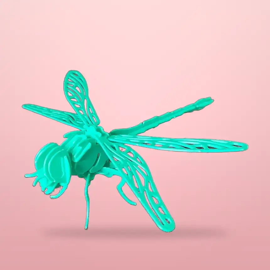 Libélula armable impresa en 3D