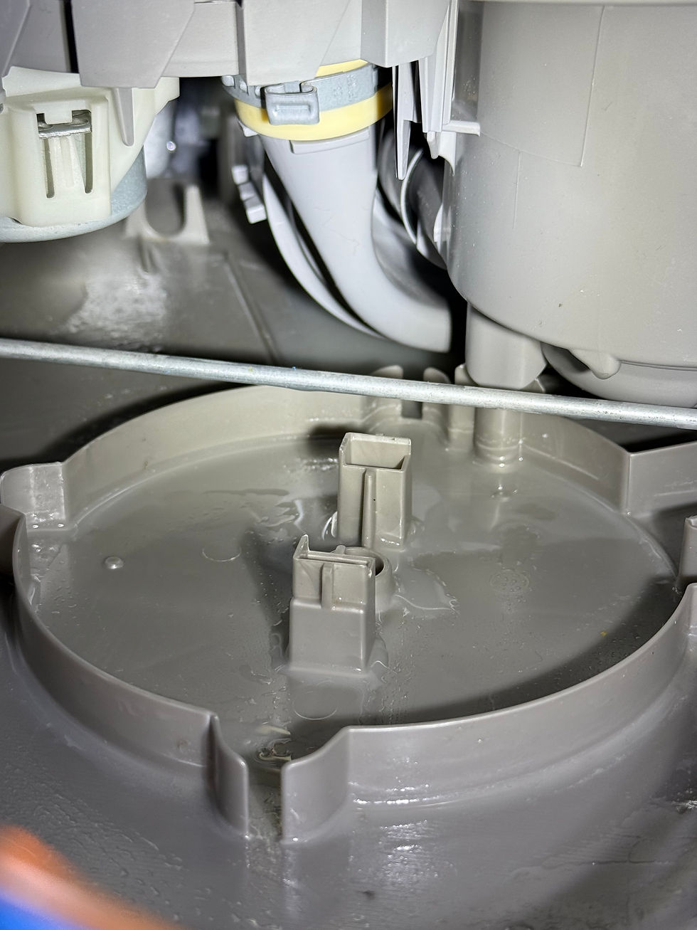 💧 Bosch Dishwasher Leak Repair – Valley Village Appliance Service