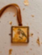 signature-robin-memorial-gift-gold-leaf-brass-frame.jpg