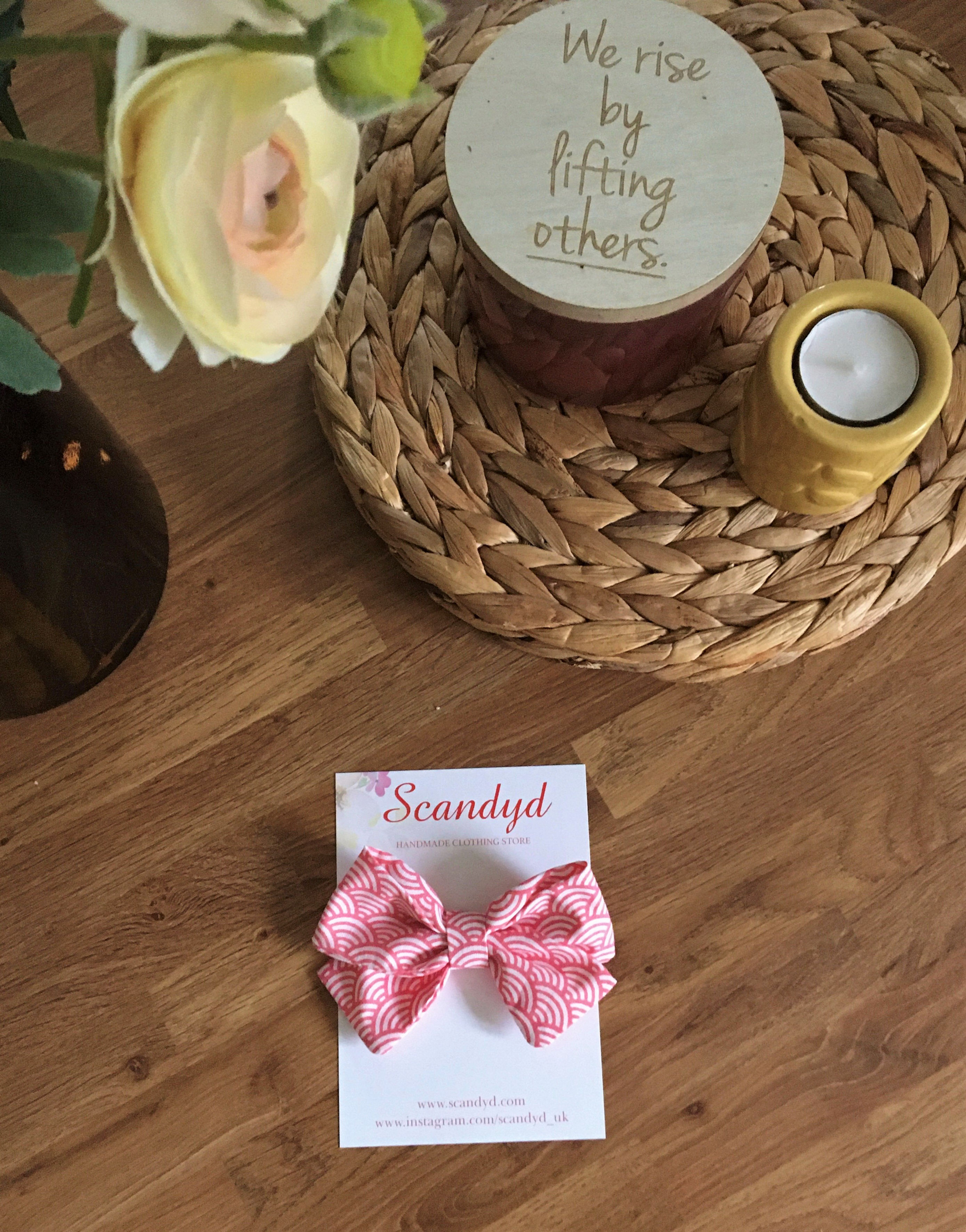 Handmade Cotton Sailor bow, Hair bow, Girl's hair bow with an alligator clip