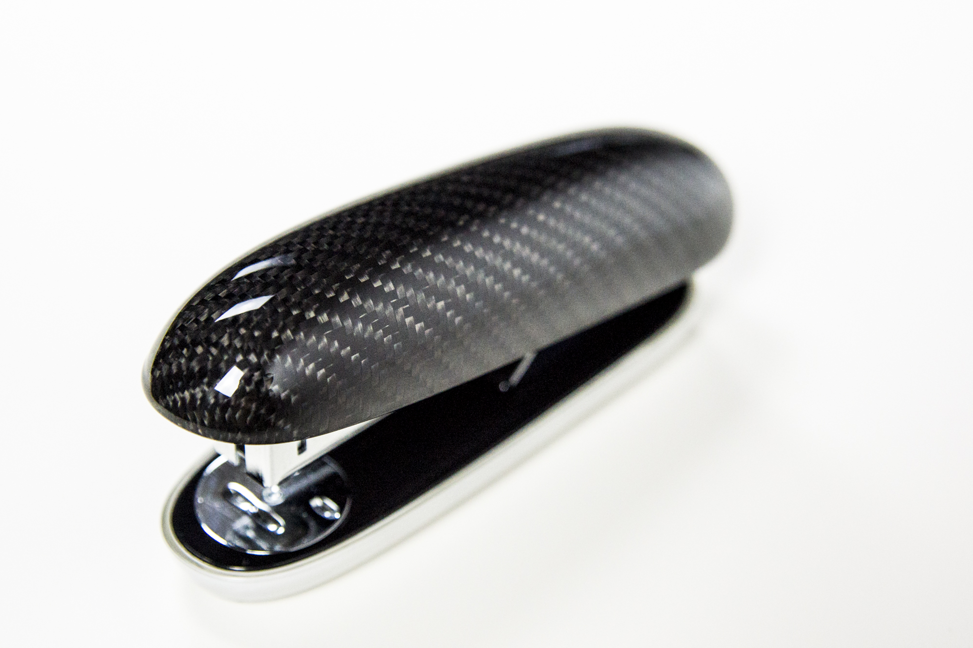 Hefter / Tacker mit Carbon veredelt