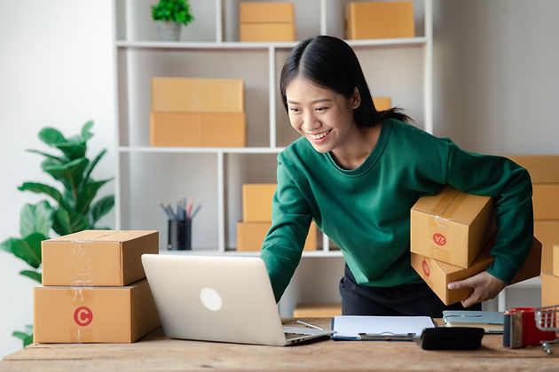 the-owner-of-an-online-store-is-checking-orders-fo-2023-04-01-02-20-41-utc.jpg