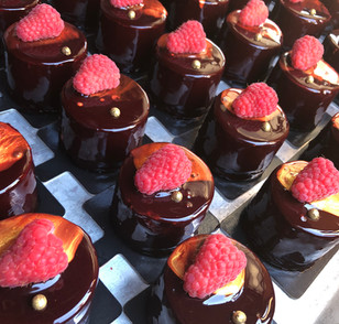 Personalised Patisserie Cakes in Oxford. Special Occasions Cake Made to Order