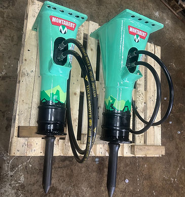 Monty breaker duo_edited.jpg