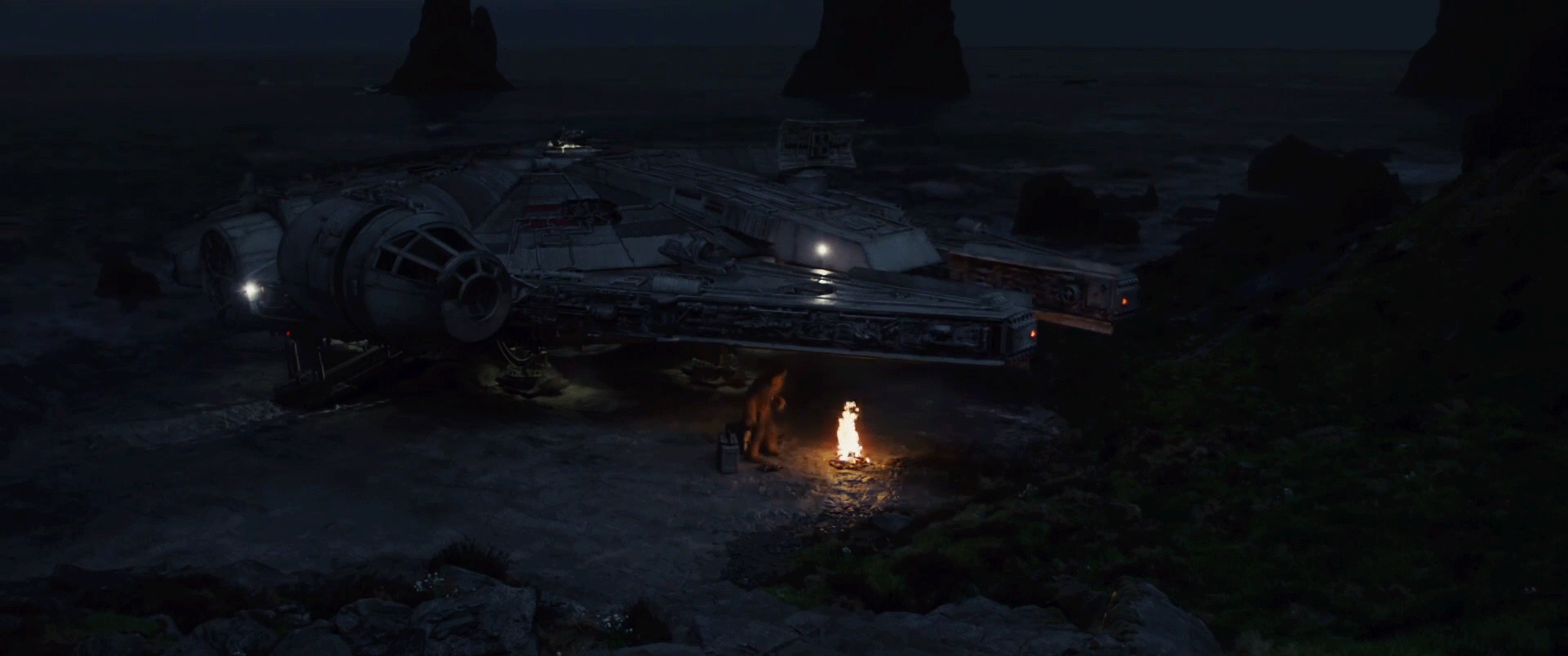 Chewie and the falcon. - Imgur.gif