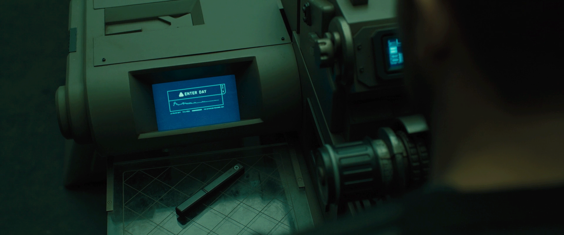 Blade Runner 2049 - Imgur.gif