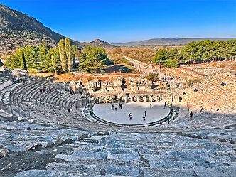 Picture this: Around 1050 BCE, Greek colonists arrived, their ships traversing the Aegean Sea, bringing their unique traditions and architectural marvels. As they were called, the Ionian settlers established Ephesus, a city destined for greatness.