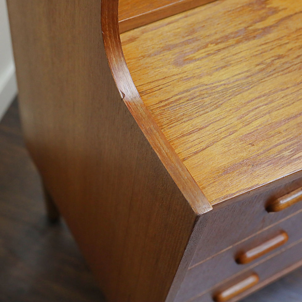 섬네일: Danish Modern Teak Bookshelf / Secretary Desk