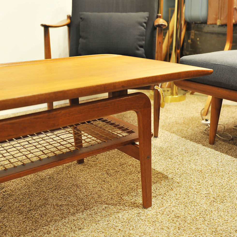 섬네일: Danish MCM Teak Coffee Table