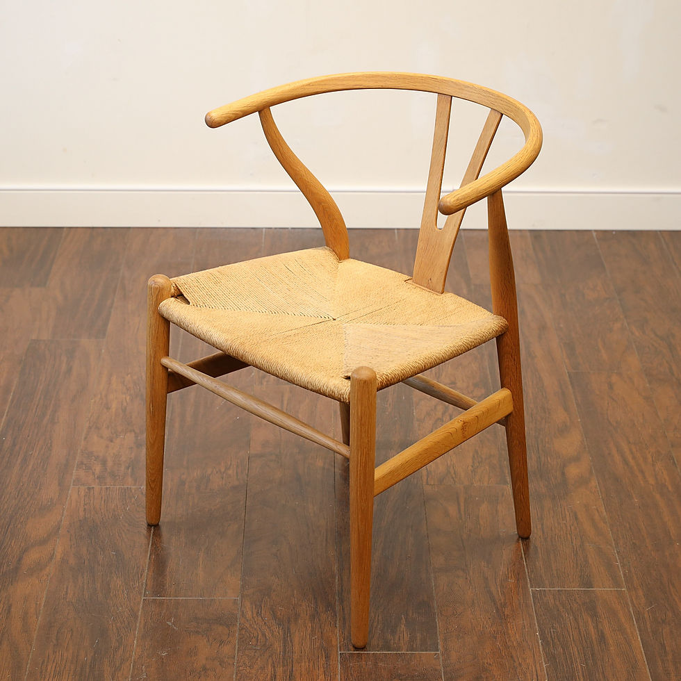 섬네일: Danish Modern CH24 Wishbone Chair by Hans J Wegner for Carl Hansen & Son
