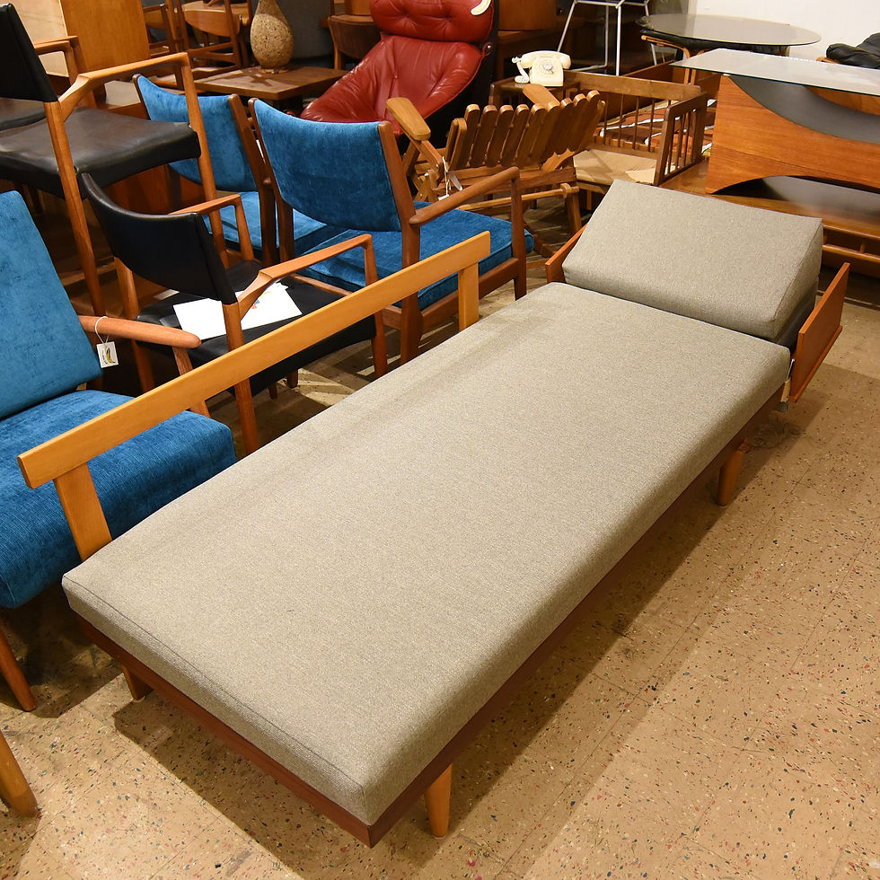 Thumbnail: Mid Century Modern Daybed / Sofa by Swane Norway