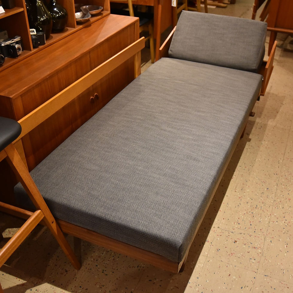 Thumbnail: Mid Century Modern Daybed / Sofa by Swane, Norway