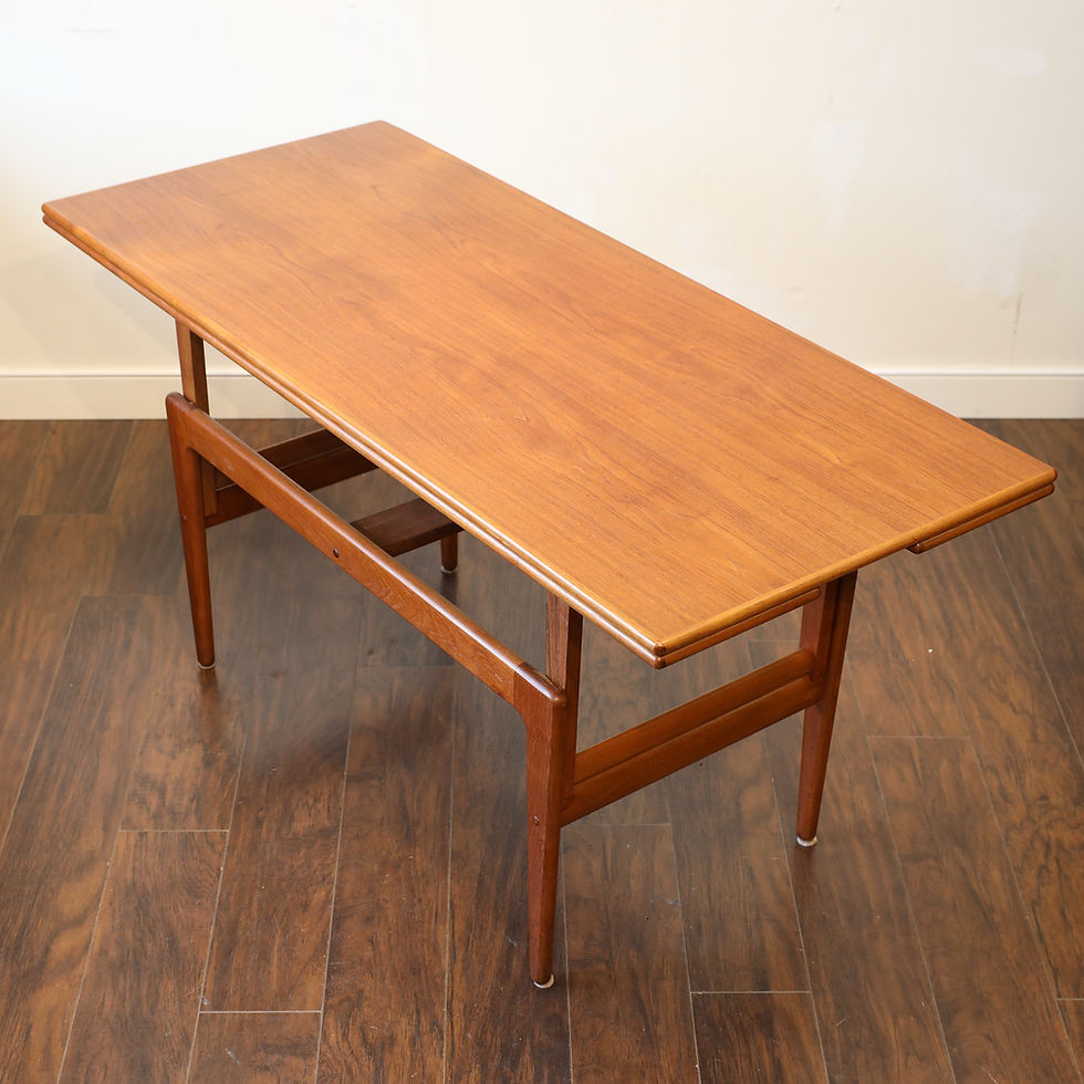 섬네일: Danish Modern Teak Coffee & Dining Table by Kai Kristiansen