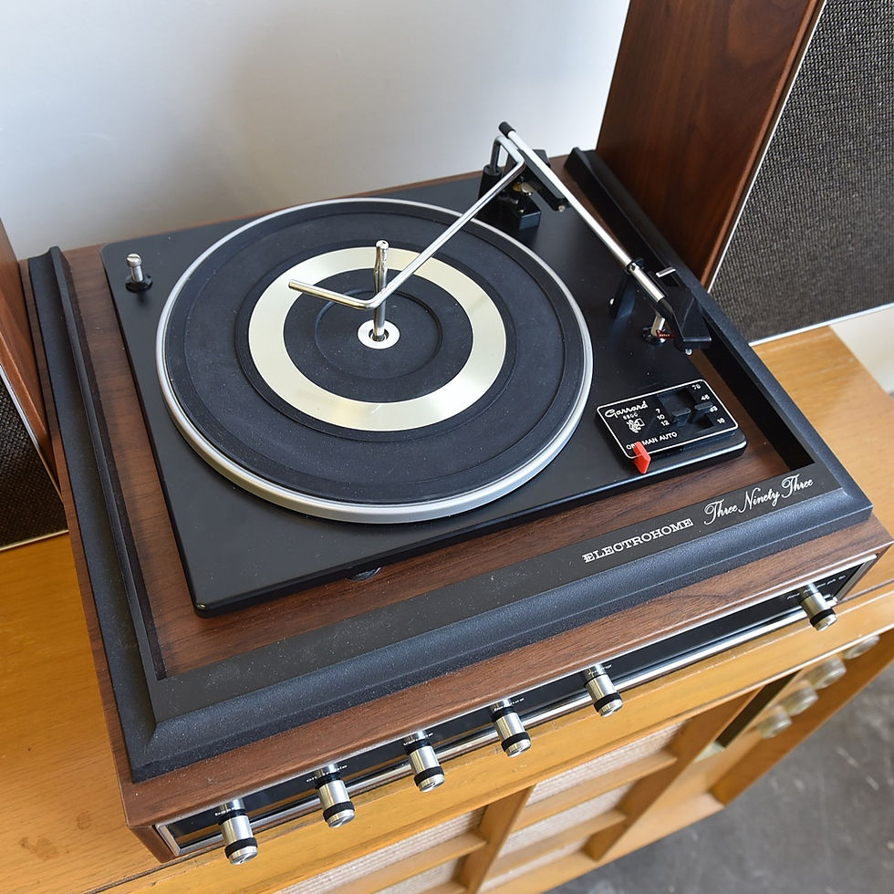 섬네일: Vintage Electrohome Three Ninety Three Stereo Hi-Fi