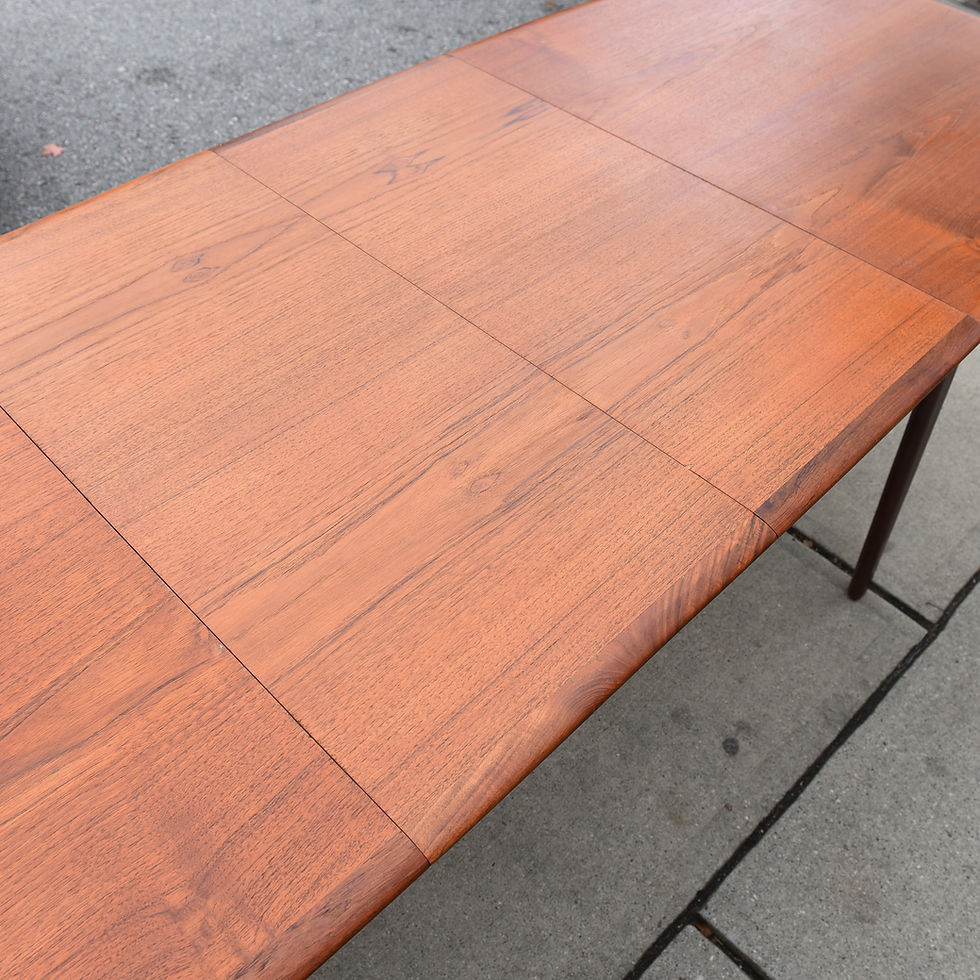 섬네일: Rare Danish Modern Dining Table with 2 Leaves