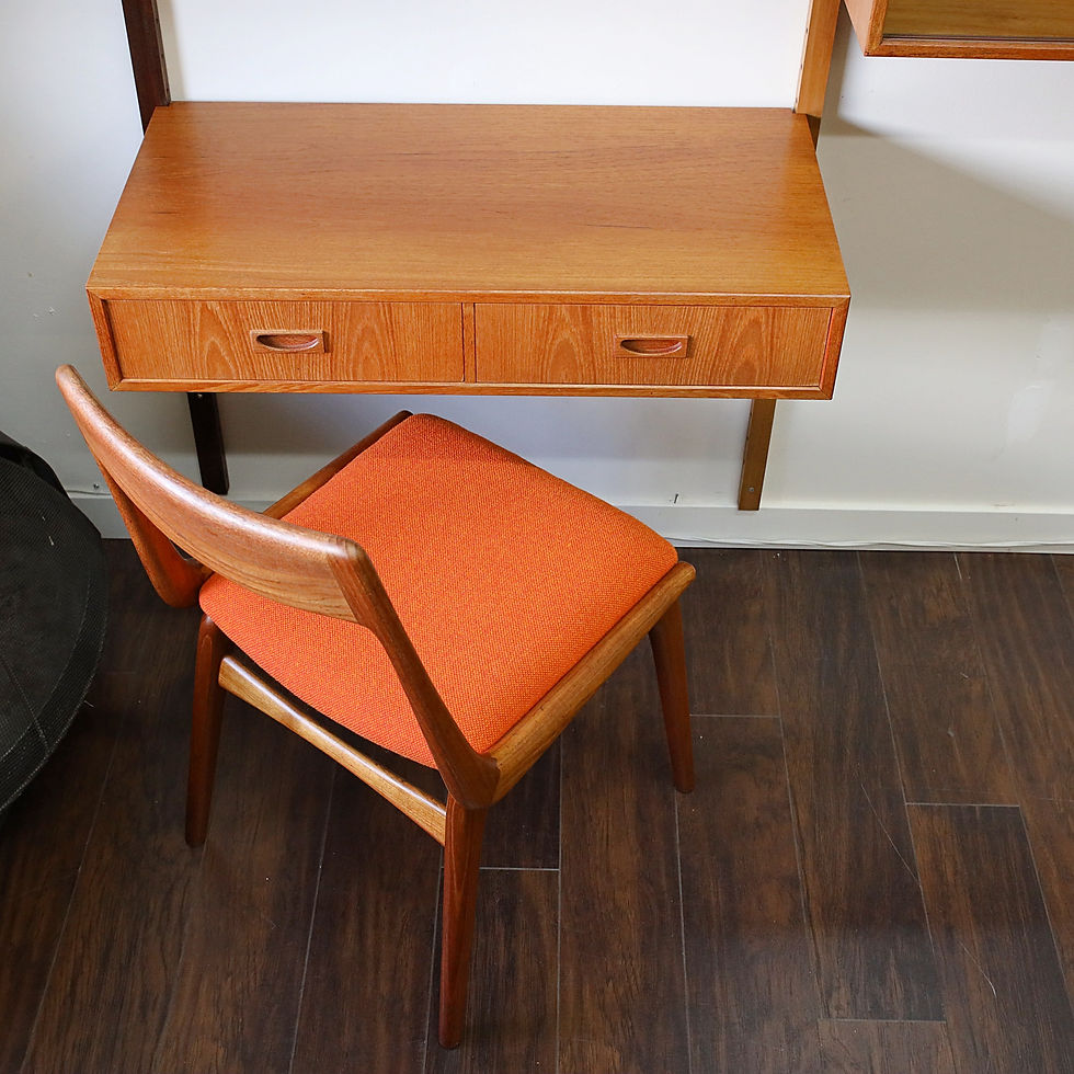 섬네일: Vintage Danish Modern Teak Wall Unit