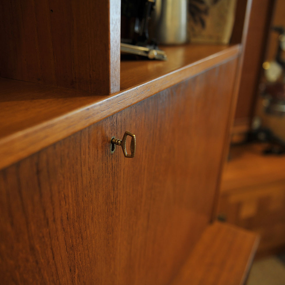 섬네일: Danish Teak Bookcase Desk Secretary by Carlo Jensen for A/S Hundevad & Co.