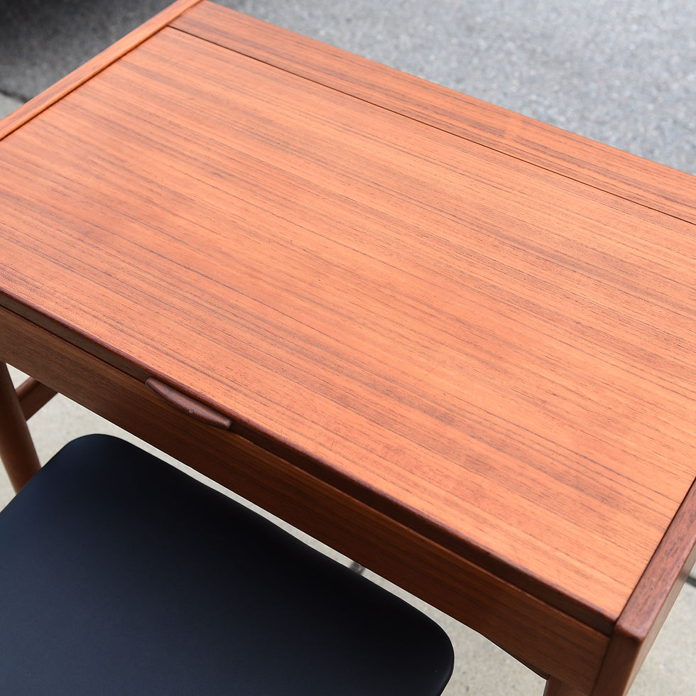 섬네일: Practical Mid Century Modern Teak Vanity/Writing Desk