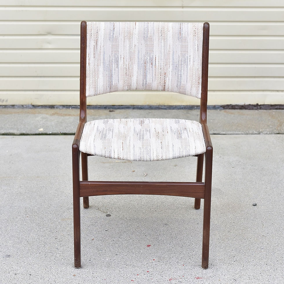 Thumbnail: Set of 4 Vintage MCM Model 89 Dining Chairs by Erik Buck