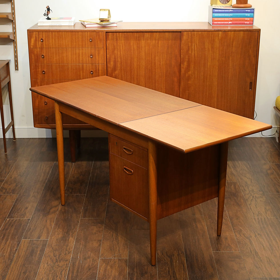 섬네일: Vintage Danish MCM Teak Drop-Leaf Desk