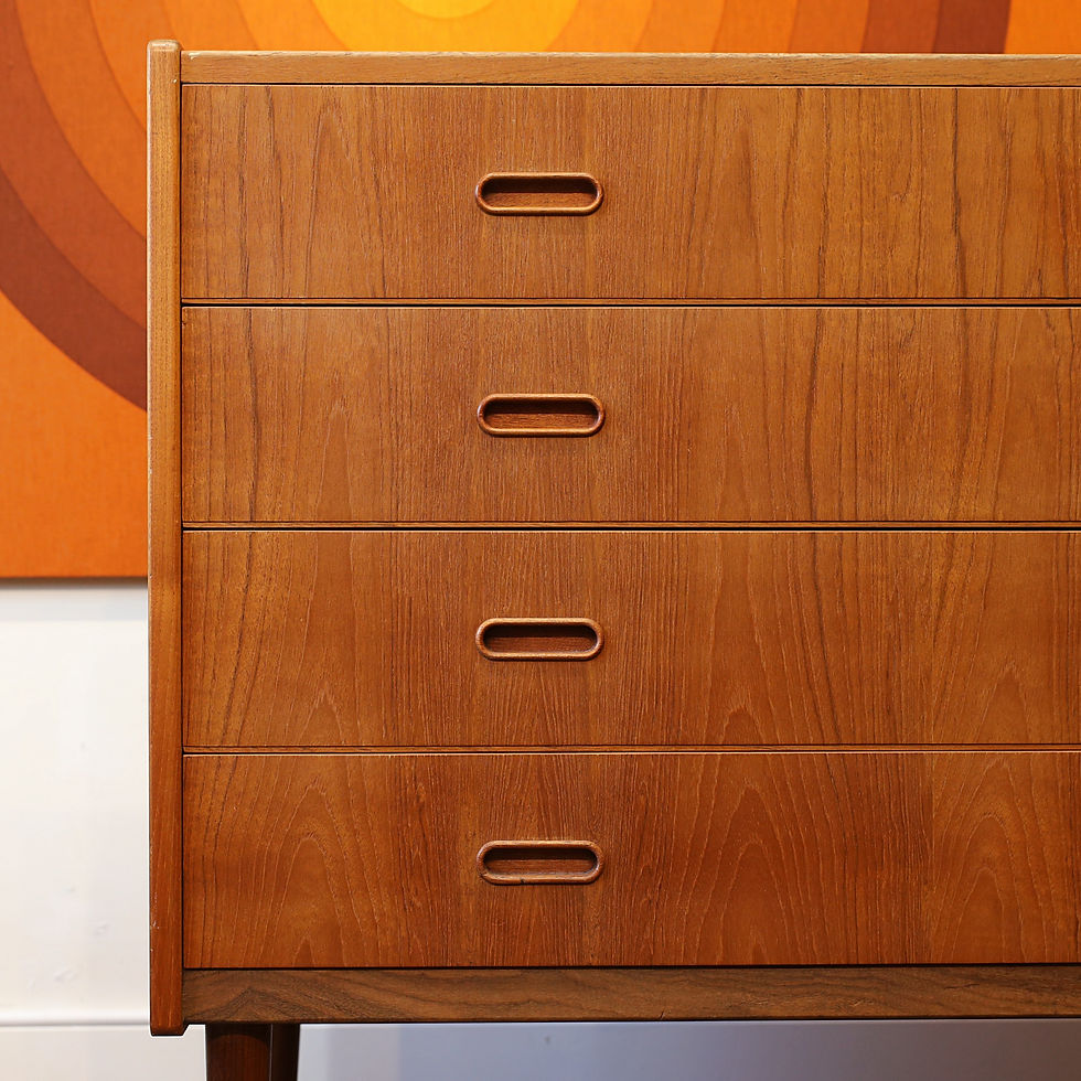 섬네일: Vintage MCM Teak Low Boy Dresser