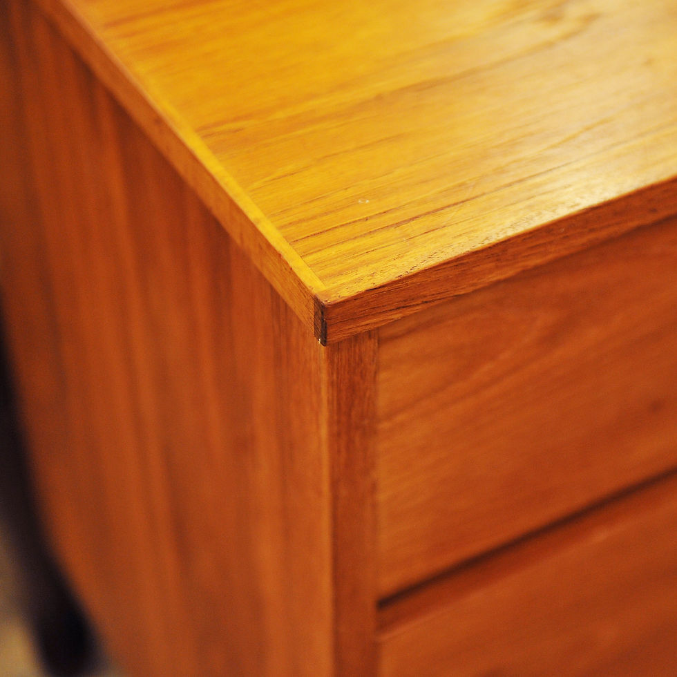 Thumbnail: Vintage MCM 9 Drawer Dresser