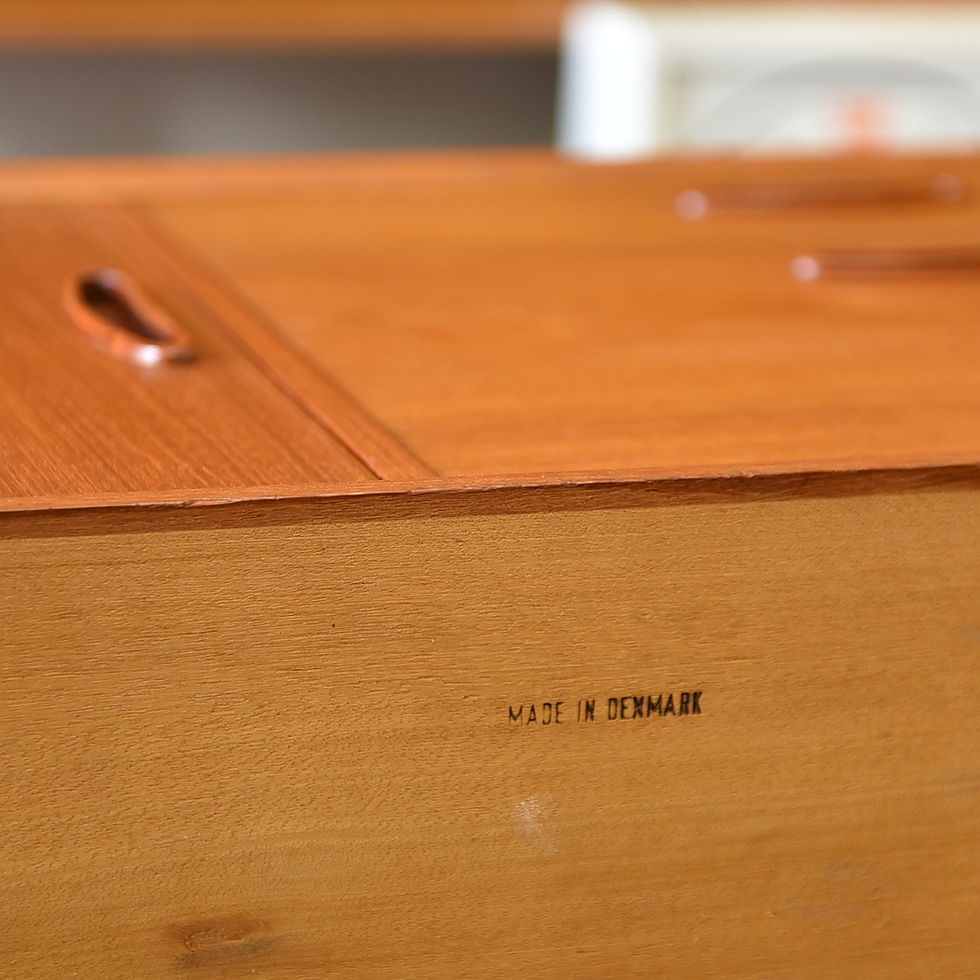 섬네일: Rare size, Danish teak mini sideboard, Cabinet