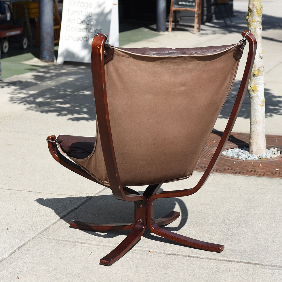 Thumbnail: Vintage High-Backed Falcon Chair by Sigurd Ressell for Vatne Møbler