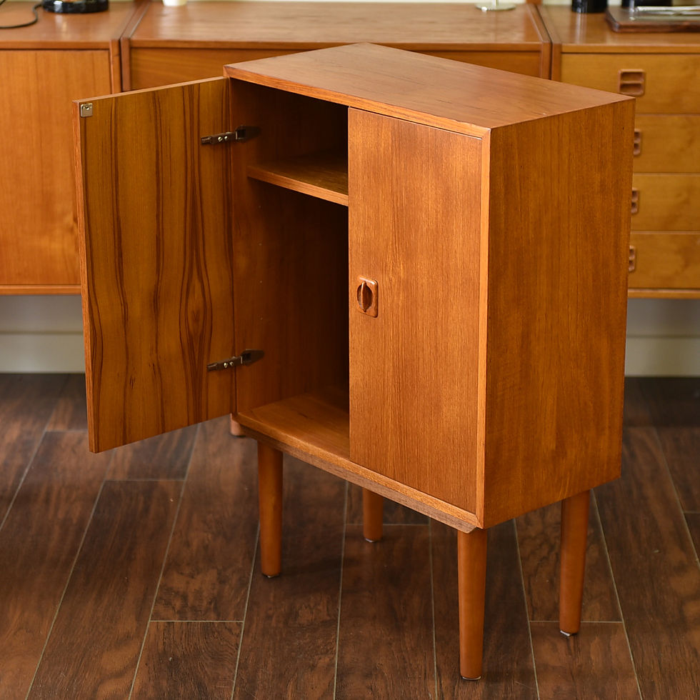 섬네일: Vintage Teak Hallway Cabinet/Table