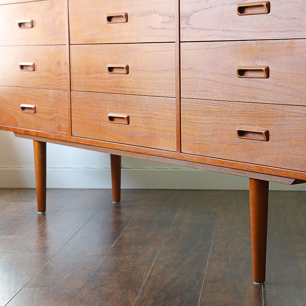 섬네일: Vintage MCM Teak 9 Drawers Dresser