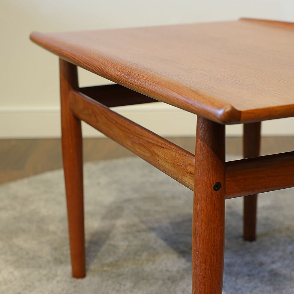 섬네일: Danish Modern Teak Side Table by Grete Jalk for Glostrup Mobler