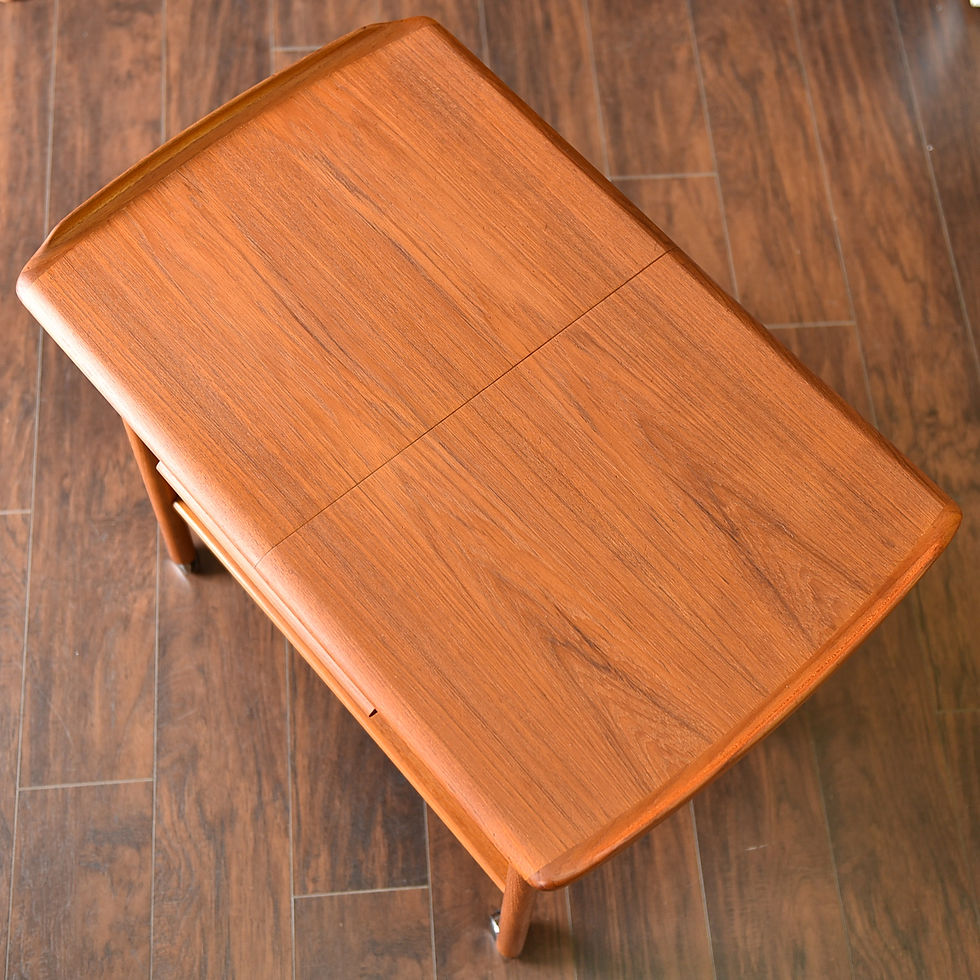 섬네일: Danish Modern Teak Tea/Bar Cart by Dyrlund