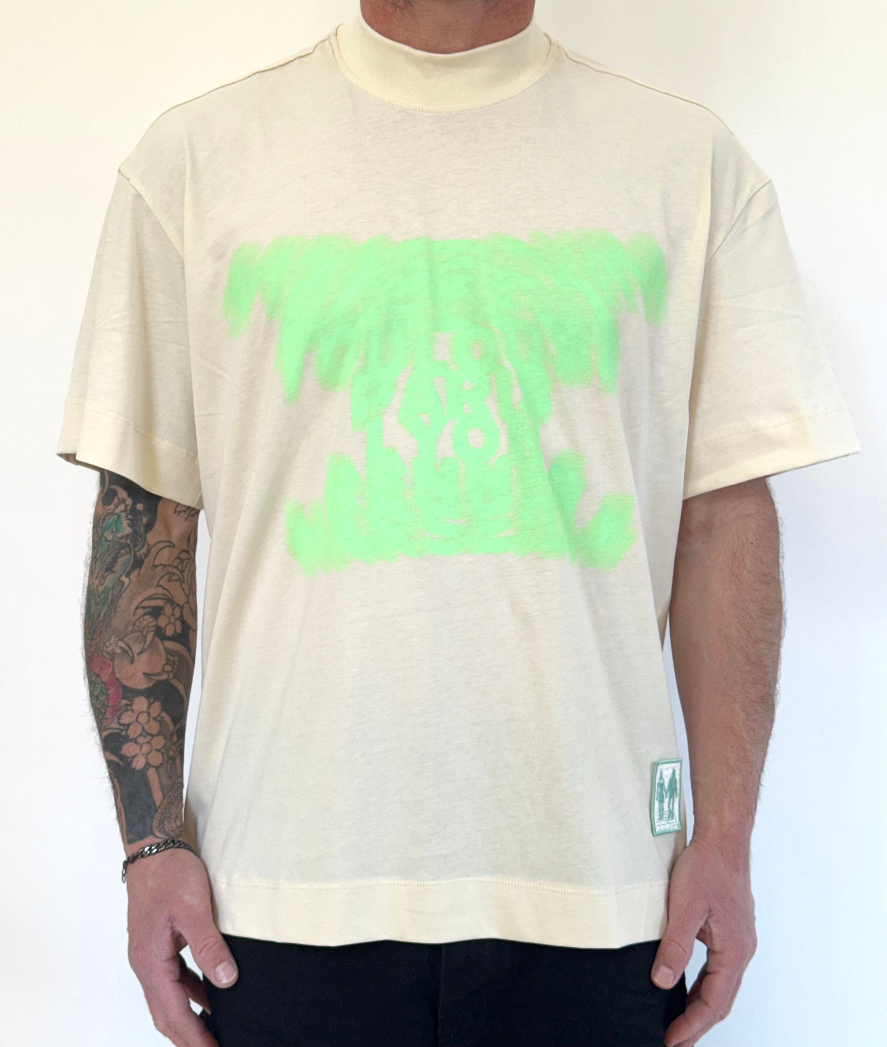Tee830