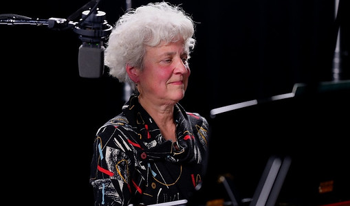 Lisa Bergman.jpg