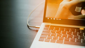 Video Sliders in Corporate Web Design