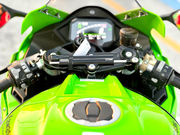 2025 Kawasaki Ninja ZX-10R KRT (ABS) – photo 9 of 15