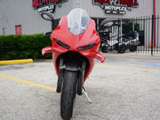 2025 Ducati Panigale V4 – photo 19 of 22