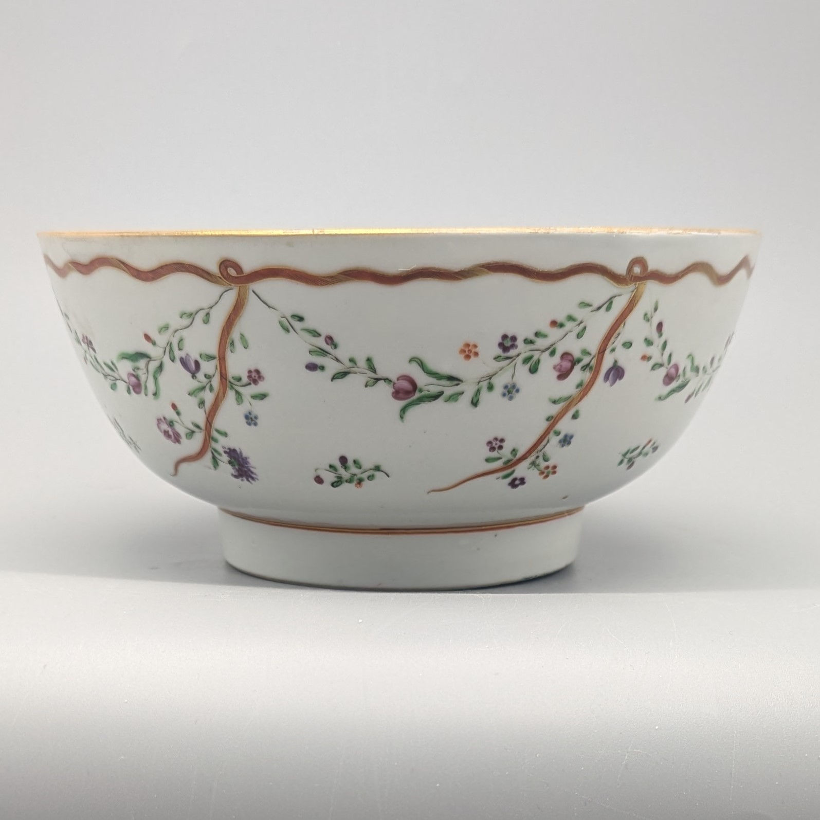 Chinese Export Famille Rose Bowl with Flower Festoons and Ribbon