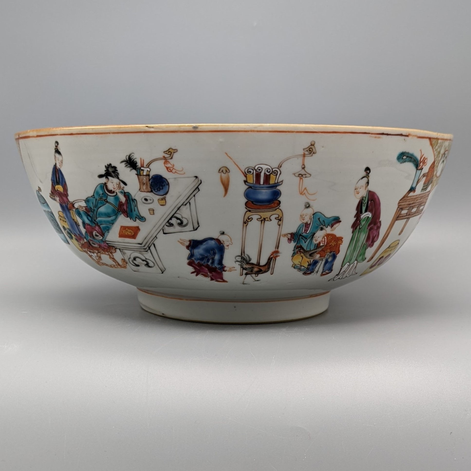 18th C. Chinese Export Famille Rose Bowl with Figures