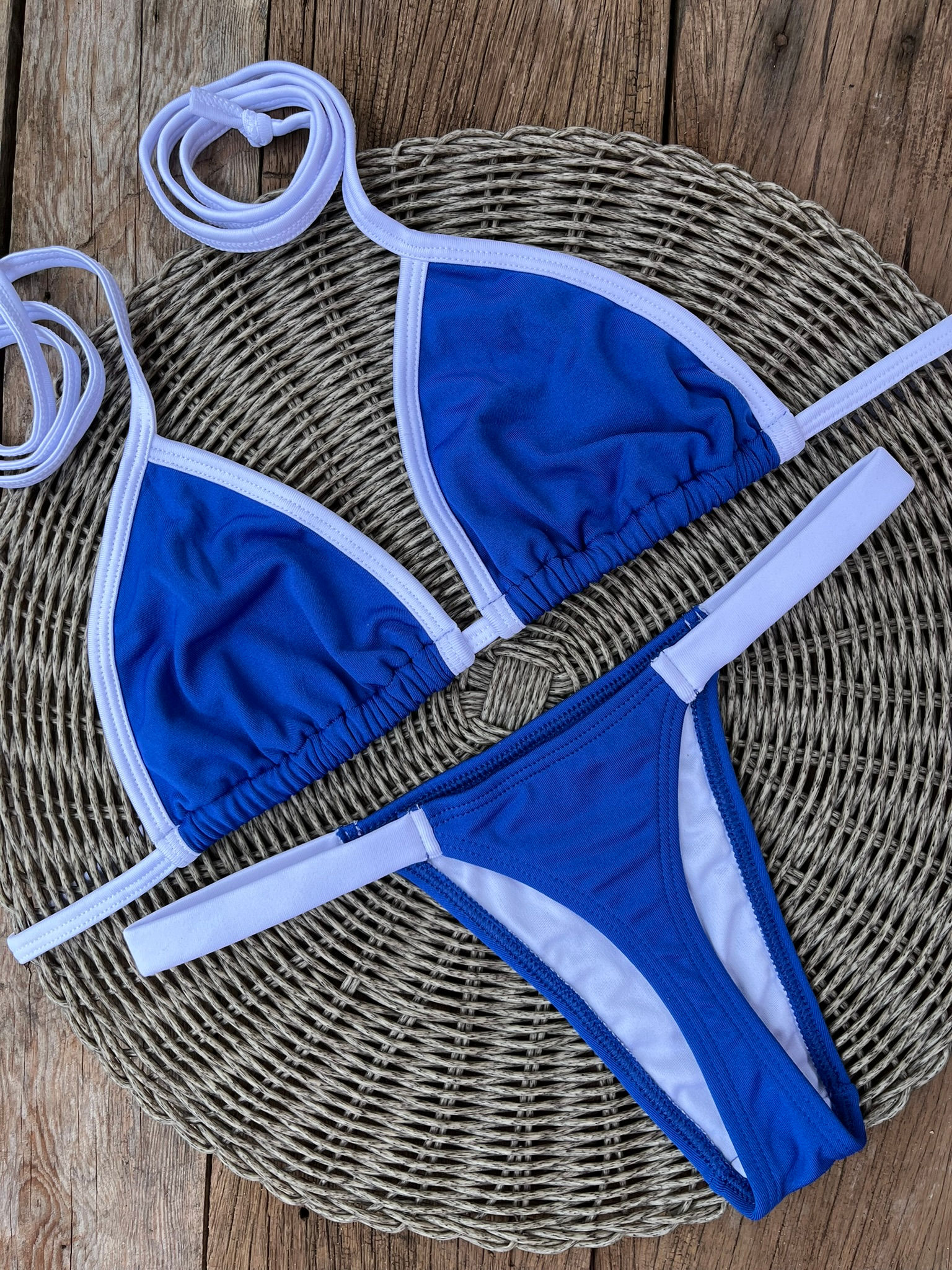 Biquíni Fio Dental Azul Royal com Branco